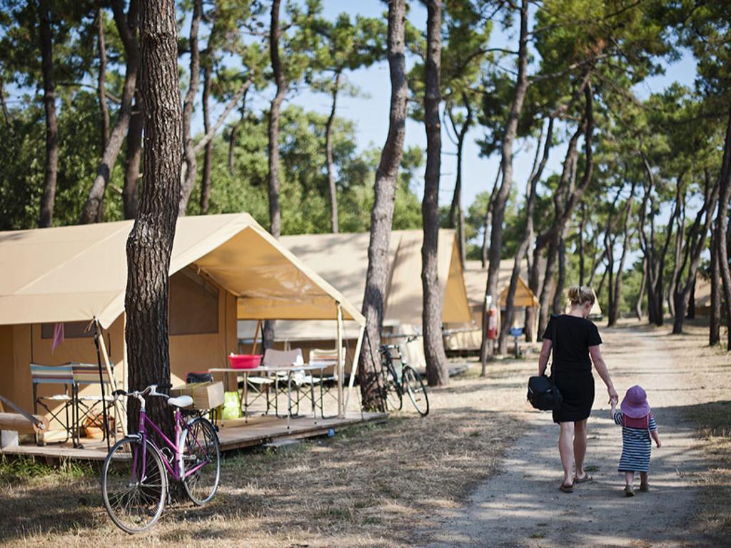 Huttopia Noirmoutier Exteriör bild